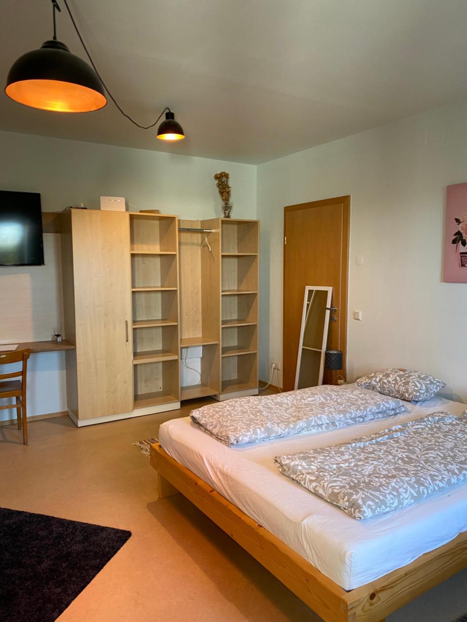 Wolfis Appartement Neusiedl an der Zaya Esterno foto